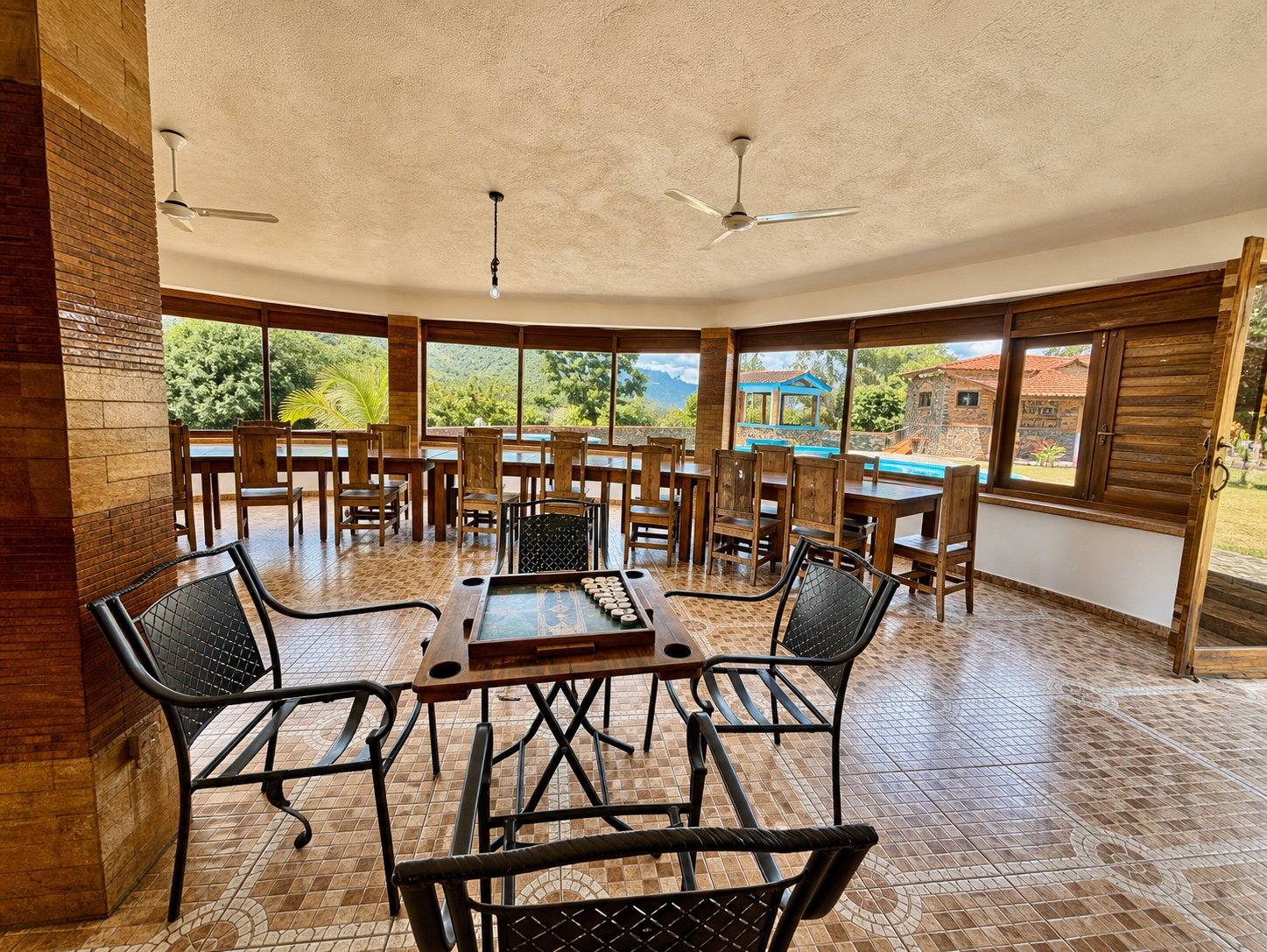 Terraza comedor al aire libre